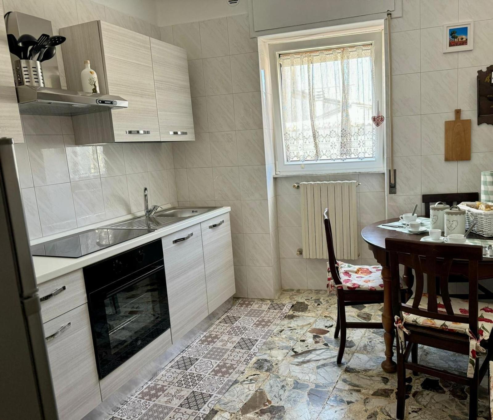 Apartament Ely House Monte SantʼAngelo Zewnętrze zdjęcie